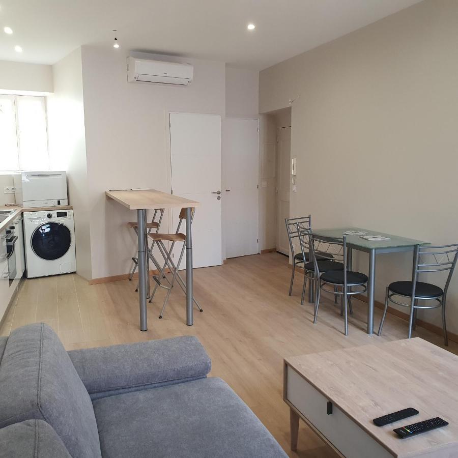 Cannes Conseil Immo - Appartement moderne à 250 m du Palais des festivals et des Plages Exterior foto